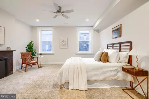 Bedroom - 1911 Park Ave, Baltimore, MD 21217 photo 3 of 9