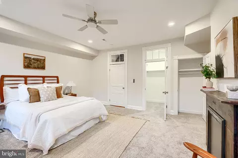 Bedroom - 1911 Park Ave, Baltimore, MD 21217 photo 6 of 9