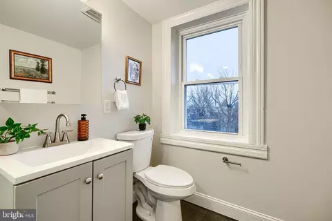 Bath - 1911 Park Ave, Baltimore, MD 21217 photo 5 of 8