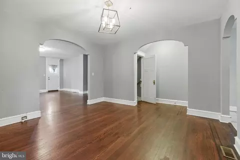 Entry Way - 3402 Ramona Ave, Baltimore, MD 21213 photo 1 of 8