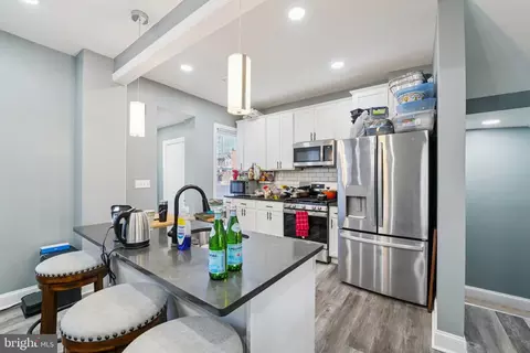 Entry Way - 414 Normandy Ave, Baltimore, MD 21229 photo 8 of 11