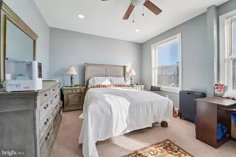 Bedroom - 414 Normandy Ave, Baltimore, MD 21229 photo 1 of 8