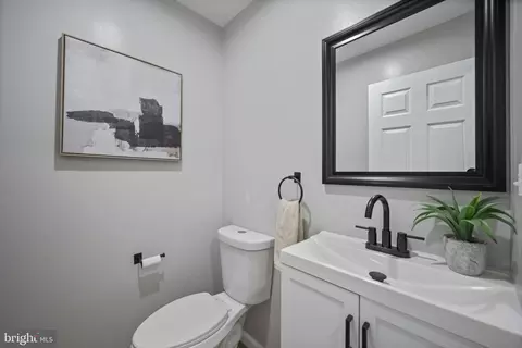 3609 Chestnut Ave, Baltimore, MD 21211 photo 15