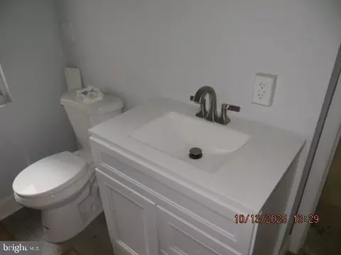 203 S Exeter St, Baltimore, MD 21202 photo 4