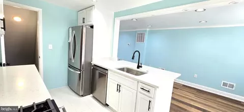 Kitchen - 5528 Bucknell Rd, Baltimore, MD 21206 photo 2 of 5