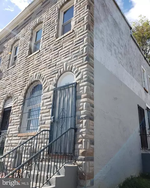 300 S Catherine St, Baltimore, MD 21223