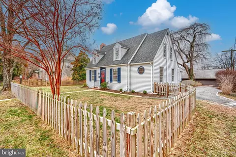 5000 Greenleaf Rd, Baltimore, MD 21210 photo 4