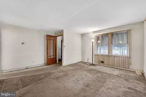 Living - 3620 Erdman Ave, Baltimore, MD 21213 photo 6 of 7