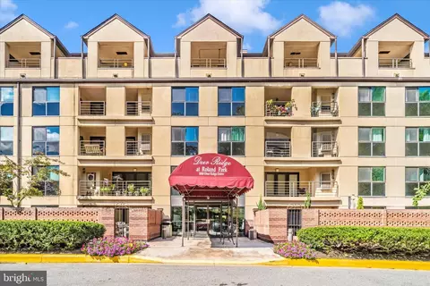 1040 Deer Ridge Dr #516, Baltimore, MD 21210