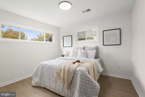 Bedroom - 5610 Anthony Ave, Baltimore, MD 21206 photo 2 of 6