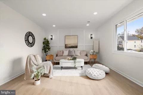Living - 5610 Anthony Ave, Baltimore, MD 21206 photo 1 of 2