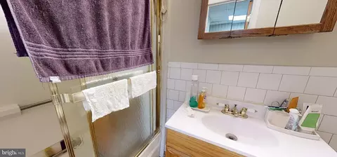 Bath - 2322 E Monument St, Baltimore, MD 21205 photo 2 of 3