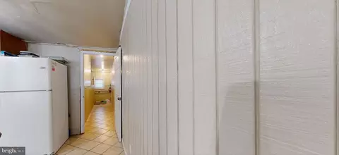 Entry Way - 2322 E Monument St, Baltimore, MD 21205 photo 6 of 7