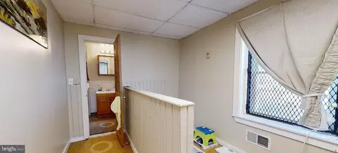 Entry Way - 2322 E Monument St, Baltimore, MD 21205 photo 4 of 7