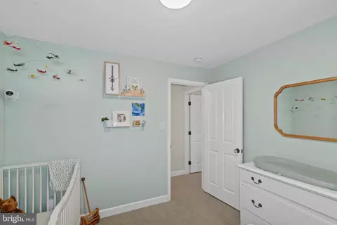 Bedroom - 132 W Lee St, Baltimore, MD 21201 photo 7 of 10