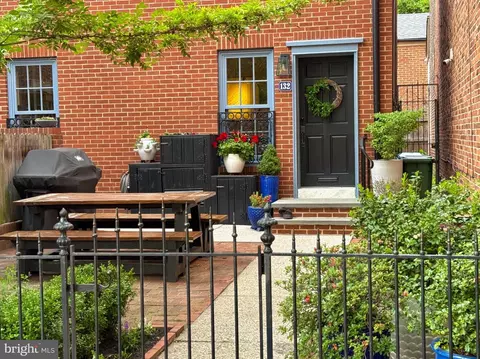 Exterior - 132 W Lee St, Baltimore, MD 21201 photo 5 of 5