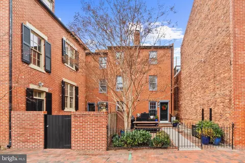 132 W Lee St, Baltimore, MD 21201