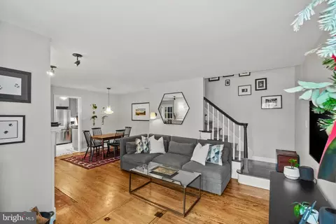 Entry Way - 132 W Lee St, Baltimore, MD 21201 photo 1 of 5