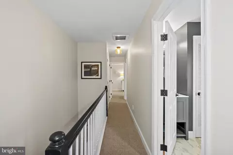 Entry Way - 132 W Lee St, Baltimore, MD 21201 photo 5 of 5