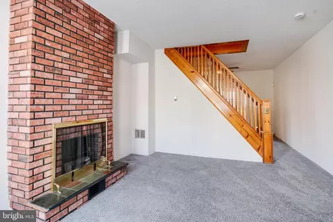 Living - 1313 James St, Baltimore, MD 21223 photo 6 of 13