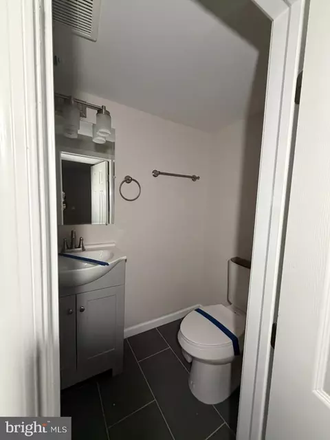 Bath - 3117 E Baltimore St, Baltimore, MD 21224 photo 6 of 7