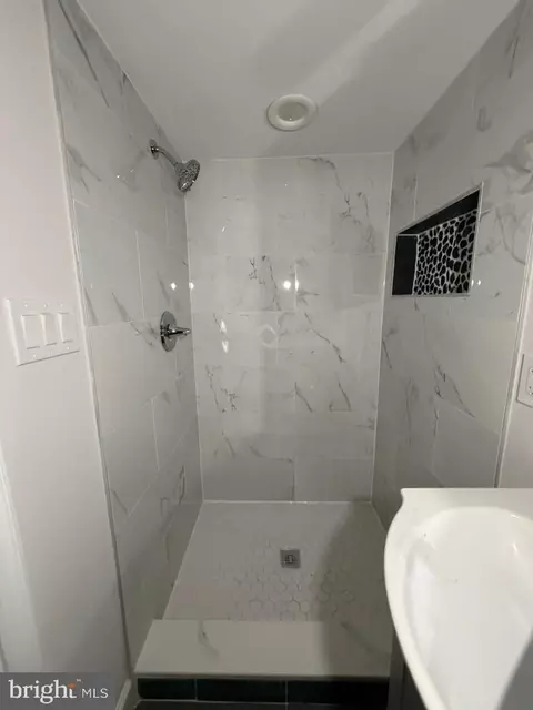 Bath - 3117 E Baltimore St, Baltimore, MD 21224 photo 7 of 7