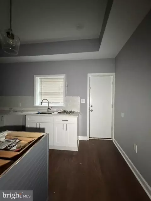 Entry Way - 3117 E Baltimore St, Baltimore, MD 21224 photo 9 of 36