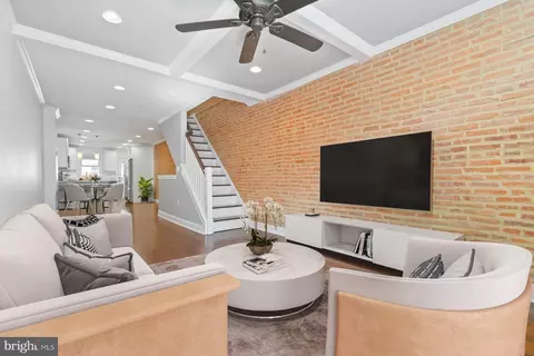 1614 Clarkson St, Baltimore, MD 21230