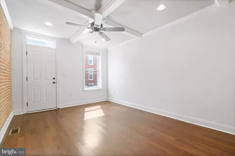Living - 1614 Clarkson St, Baltimore, MD 21230 photo 3 of 5