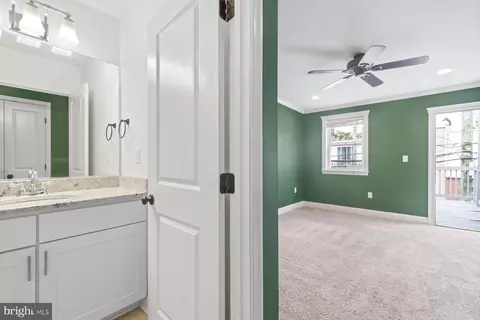 Entry Way - 1614 Clarkson St, Baltimore, MD 21230 photo 6 of 6