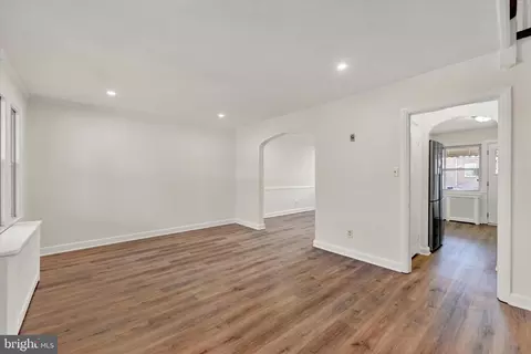 Entry Way - 5434 Nelson Ave, Baltimore, MD 21215 photo 2 of 2