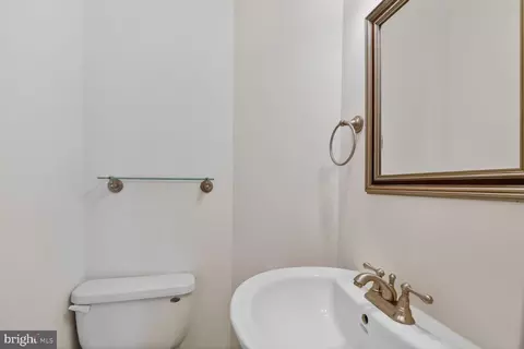 1600 Jackson St, Baltimore, MD 21230 photo 16