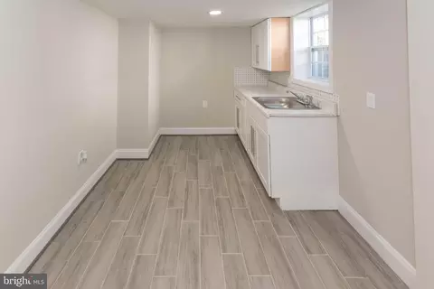 Entry Way - 5316 Plainfield Ave, Baltimore, MD 21206 photo 10 of 11