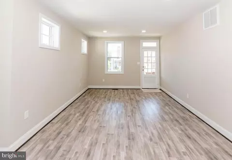 Living - 5316 Plainfield Ave, Baltimore, MD 21206 photo 2 of 4