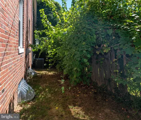 Exterior - 5316 Plainfield Ave, Baltimore, MD 21206 photo 7 of 8