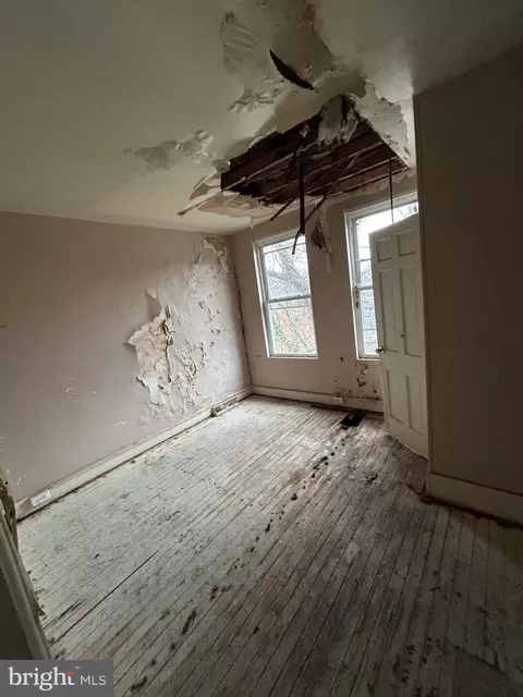 2802 Springhill Ave, Baltimore, MD 21215 photo 6