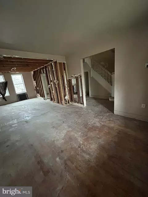 2802 Springhill Ave, Baltimore, MD 21215 photo 2