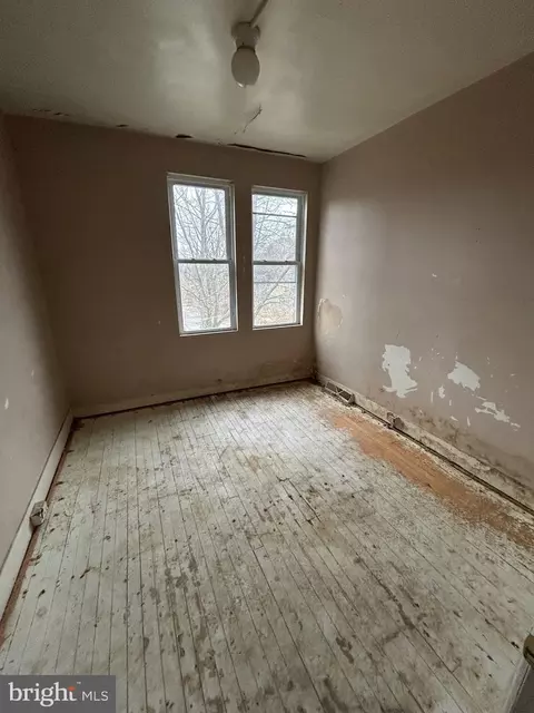 2802 Springhill Ave, Baltimore, MD 21215 photo 5