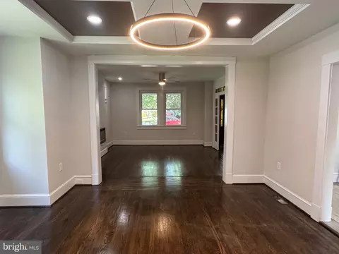 Living - 3205 Beverly Rd, Baltimore, MD 21214 photo 4 of 4