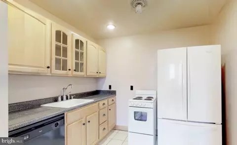 Kitchen - 1 E Chase St #804, Baltimore, MD 21202 photo 1 of 1