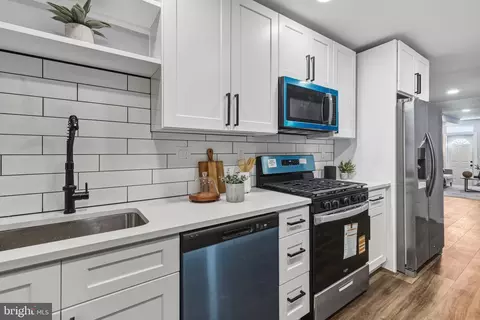1618 N Regester, Baltimore, MD 21213