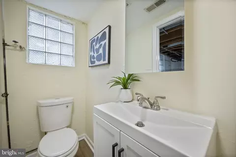 1632 Northwick Rd, Baltimore, MD 21218 photo 21