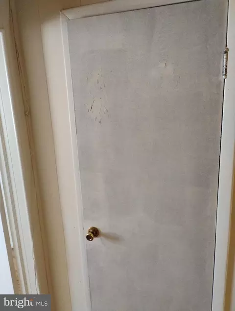 Entry Way - 2019 Ramsay St, Baltimore, MD 21223 photo 5 of 5