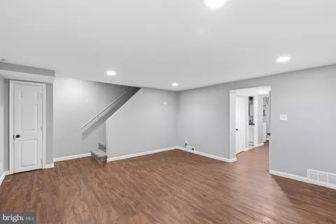 Living - 4004 Brookhill Rd, Baltimore, MD 21215 photo 4 of 4