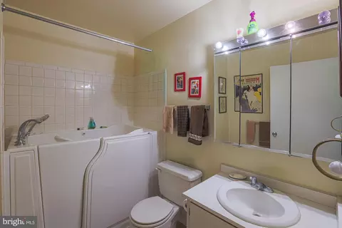 6350 Red Cedar Pl #214, Baltimore, MD 21209 photo 29