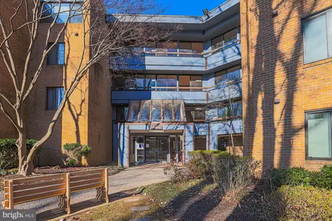 6350 Red Cedar Pl #214, Baltimore, MD 21209