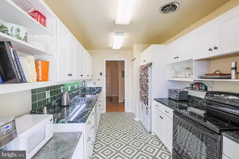 6350 Red Cedar Pl #214, Baltimore, MD 21209 photo 8