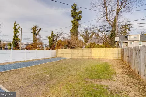 Exterior - 5805 Highgate Dr, Baltimore, MD 21215 photo 6 of 8