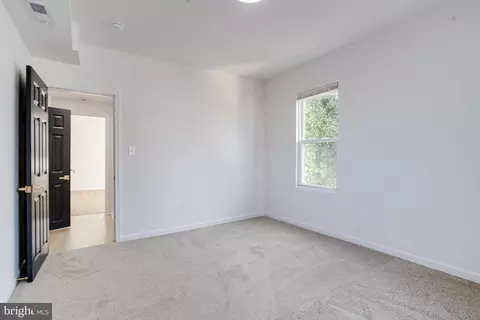 Bedroom - 5805 Highgate Dr, Baltimore, MD 21215 photo 4 of 16