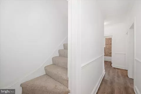 Entry Way - 3503 Garrison Blvd, Baltimore, MD 21215 photo 11 of 16